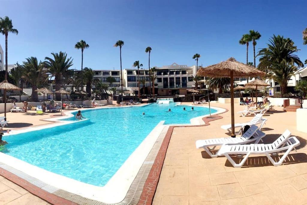 Апартаменты Casa Sirena Коста-Тегисе Экстерьер фото